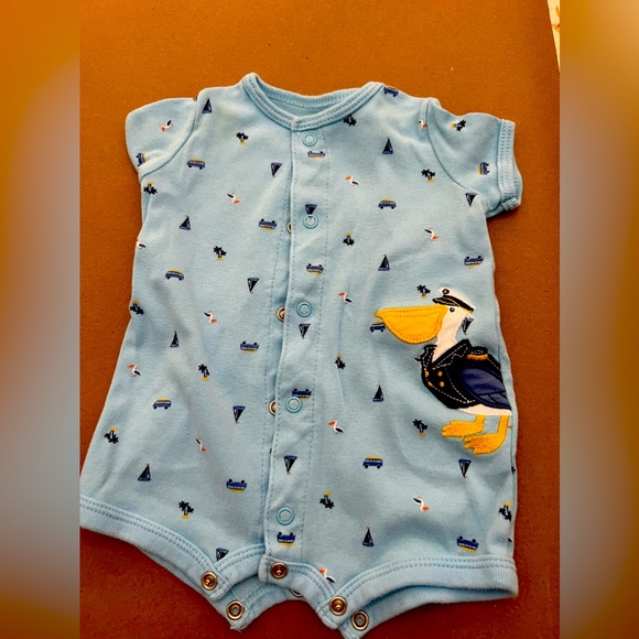 Carter’s NB romper blue color - Picture 1 of 5